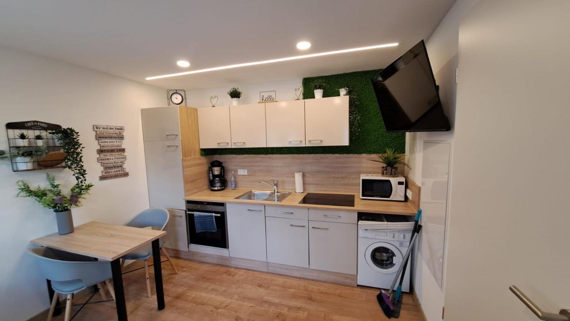 Appartment-Ferienwohnung Mit Kueche, Bad, Kostenlos Wlan, Modern Eingerichtet 罗丁 外观 照片