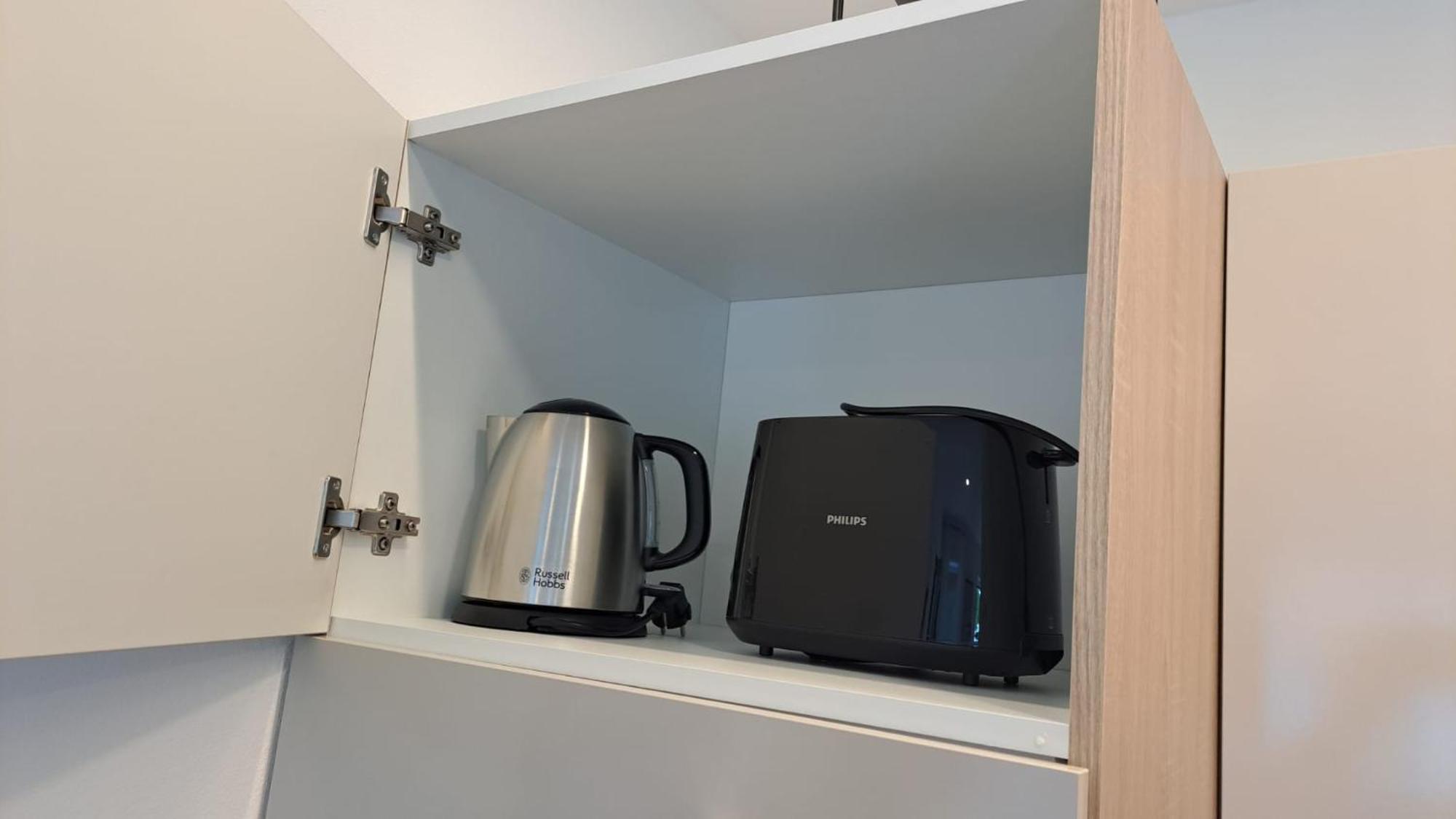 Appartment-Ferienwohnung Mit Kueche, Bad, Kostenlos Wlan, Modern Eingerichtet 罗丁 客房 照片