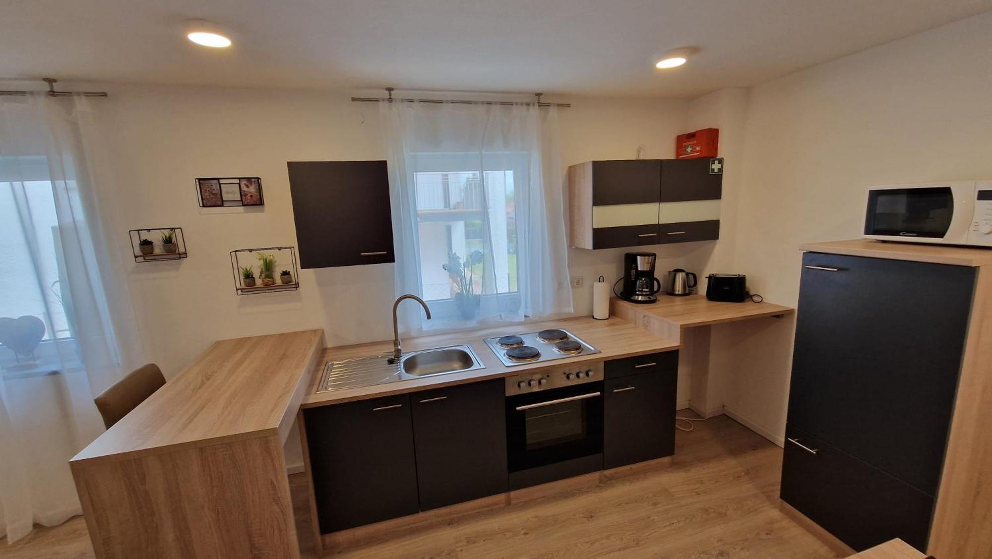 Appartment-Ferienwohnung Mit Kueche, Bad, Kostenlos Wlan, Modern Eingerichtet 罗丁 客房 照片