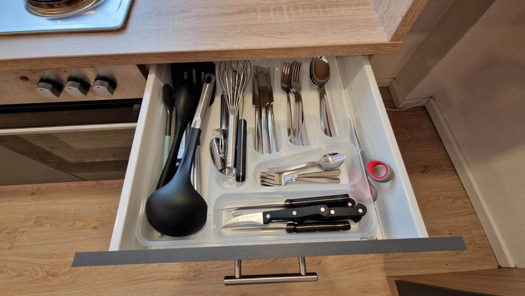 Appartment-Ferienwohnung Mit Kueche, Bad, Kostenlos Wlan, Modern Eingerichtet 罗丁 客房 照片