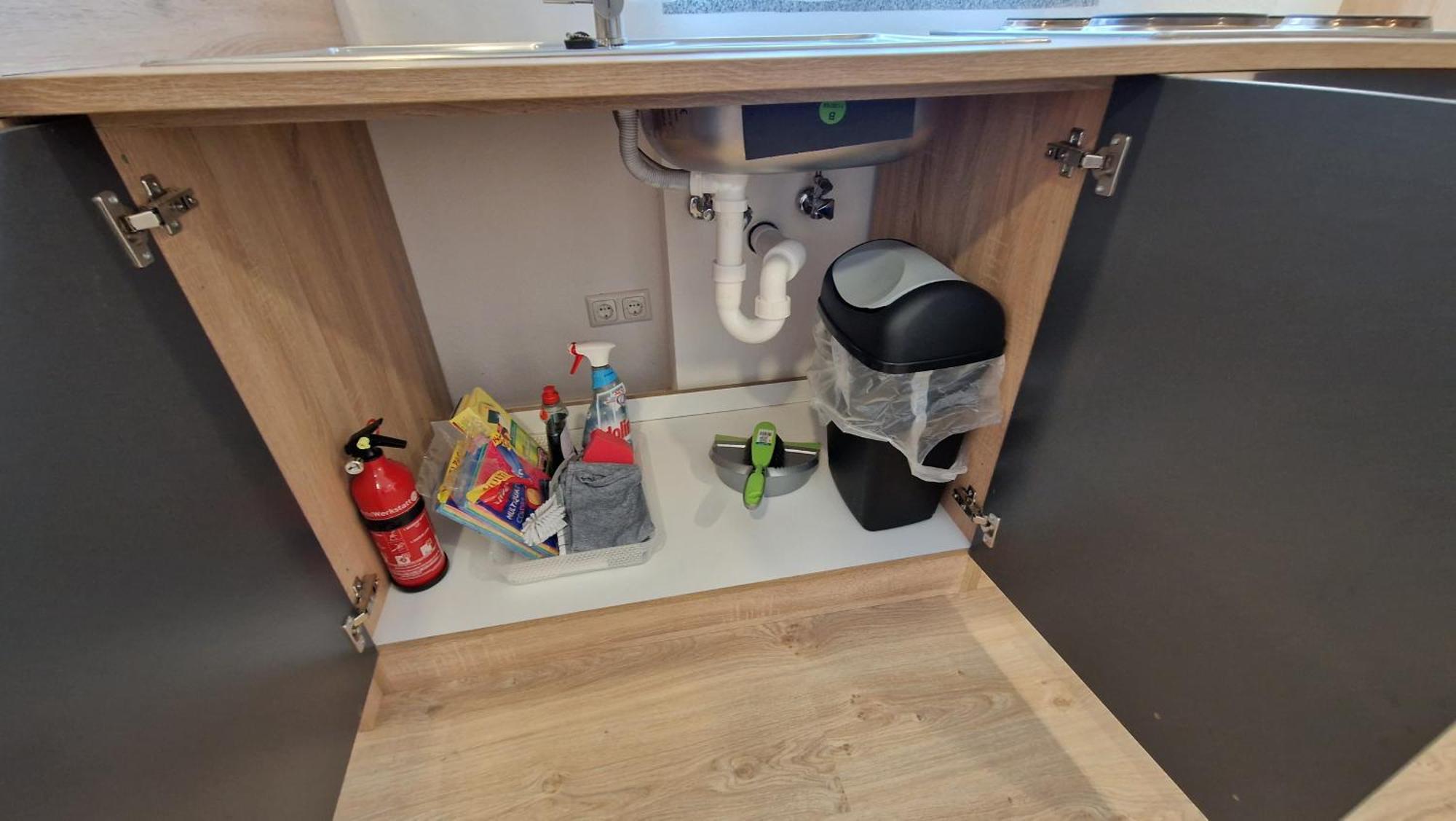 Appartment-Ferienwohnung Mit Kueche, Bad, Kostenlos Wlan, Modern Eingerichtet 罗丁 客房 照片